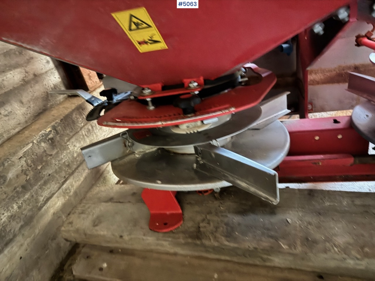 Shpërndarës plehu kimik Kverneland Accord Fertilizer spreader: foto 7