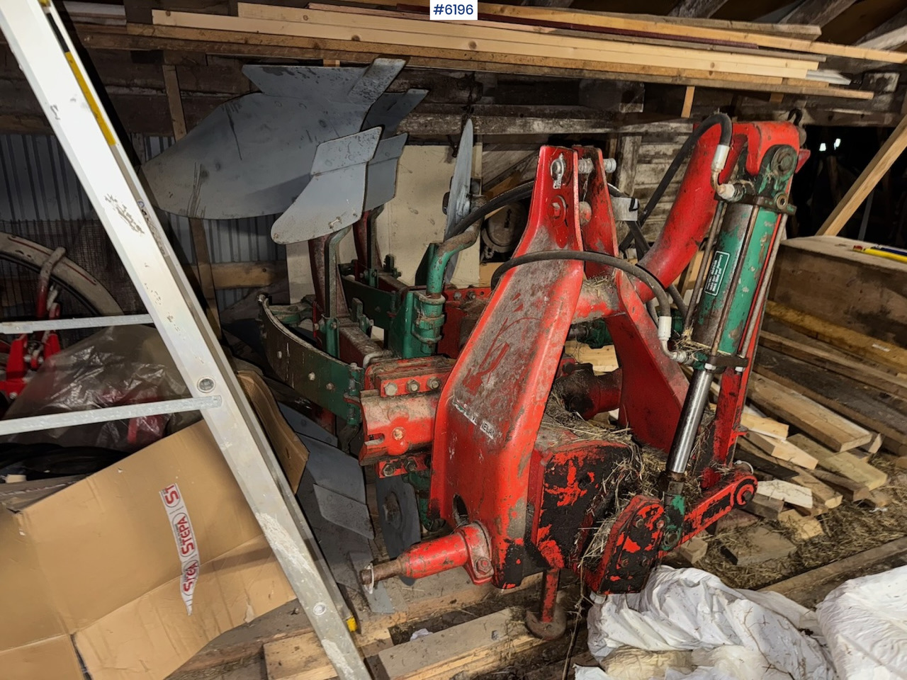 Kverneland Mod. E 3 2-furrow reversible plough. - Pajisje për lirimin e tokës: foto 1 Kverneland Mod. E 3 2-furrow reversible plough. - Pajisje për lirimin e tokës: foto 1