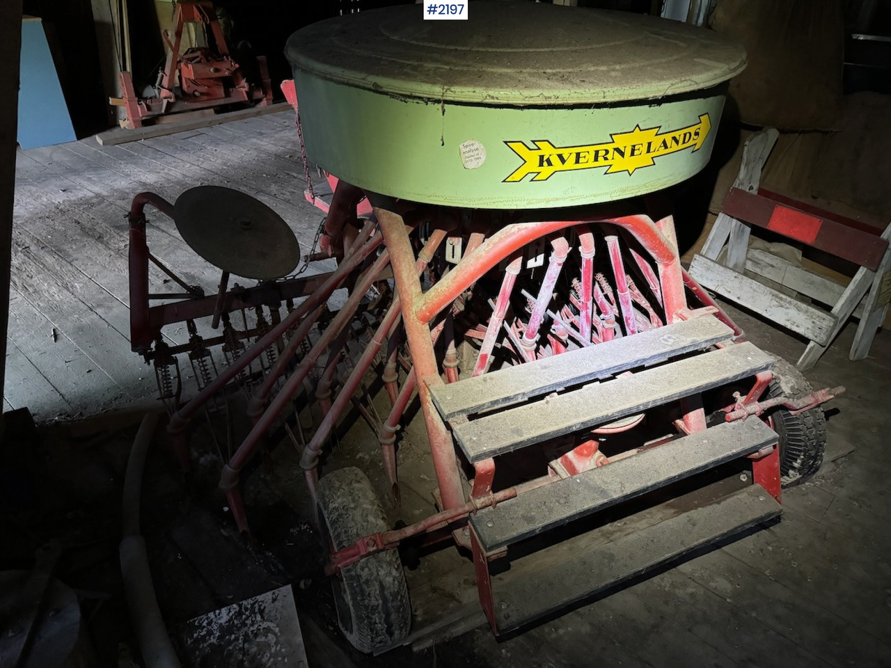 Kverneland Seeding machine - Mbjellëse në radhë: foto 3 Kverneland Seeding machine - Mbjellëse në radhë: foto 3