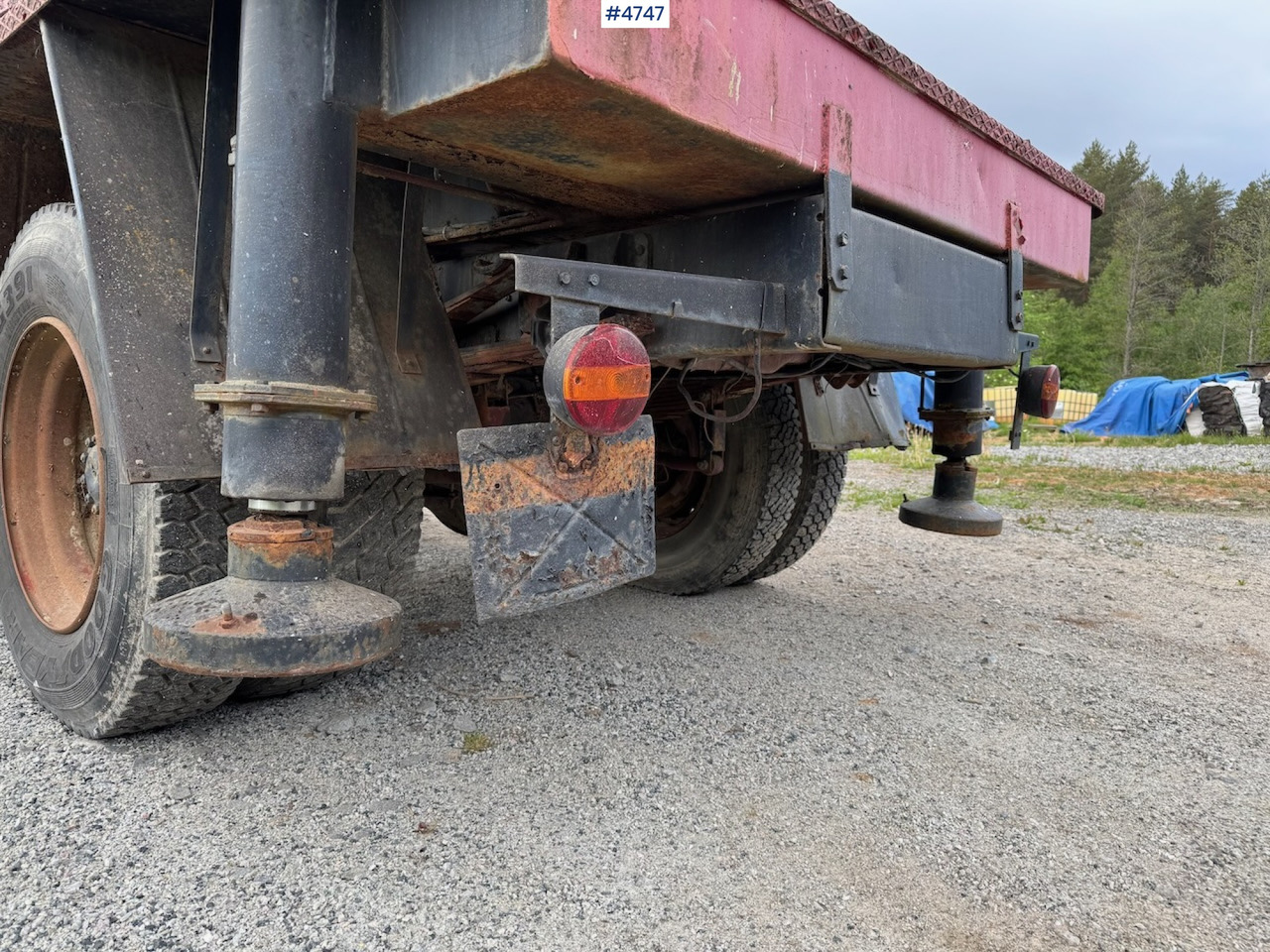 1979 Volvo F 613 w/lift - Makineritë e tjera: foto 5 1979 Volvo F 613 w/lift - Makineritë e tjera: foto 5
