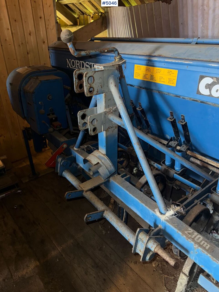 Nordsten Combi-matic 210 - Mbjellëse në radhë: foto 4 Nordsten Combi-matic 210 - Mbjellëse në radhë: foto 4