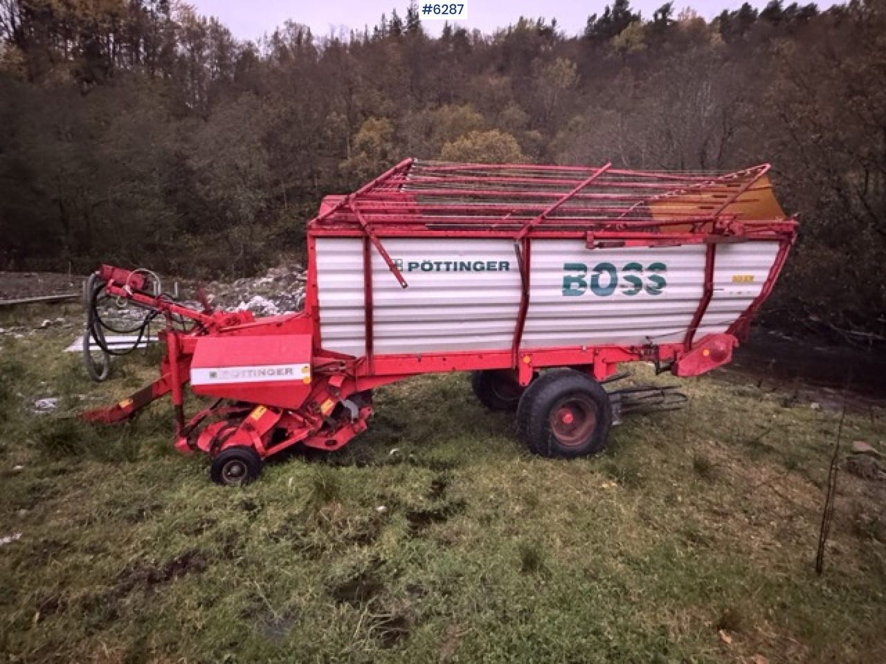 Pöttinger Boss Forage Wagon - Barkthyese: foto 5 Pöttinger Boss Forage Wagon - Barkthyese: foto 5