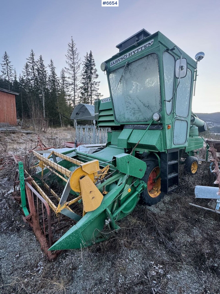 Volvo BM Active 800 Thresher - Autokombajnë: foto 4 Volvo BM Active 800 Thresher - Autokombajnë: foto 4