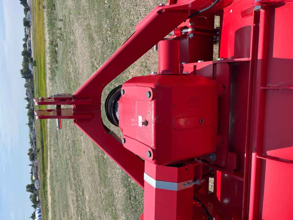 Grimme GF 400 - Trince për gjethet e patates: foto 2 Grimme GF 400 - Trince për gjethet e patates: foto 2