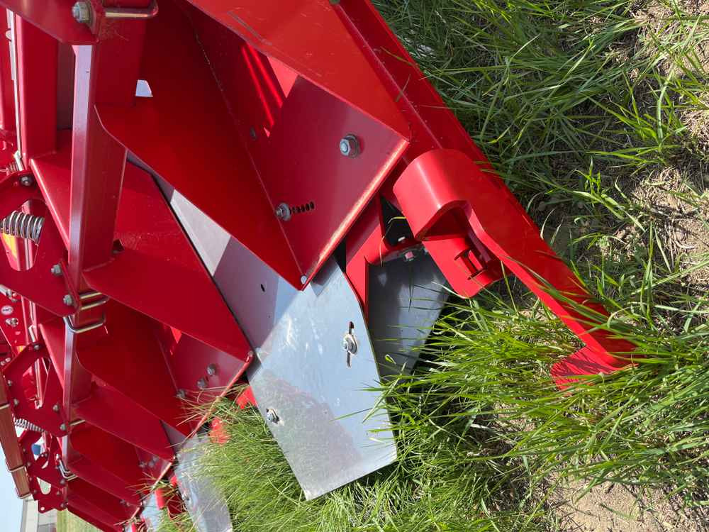 Grimme GF 400 - Trince për gjethet e patates: foto 3 Grimme GF 400 - Trince për gjethet e patates: foto 3