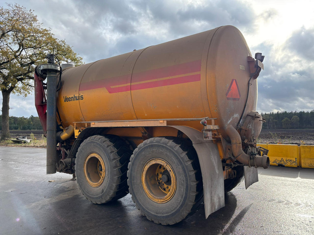 Veenhuis 19000 - Cisternë pleh i lëngshëm: foto 3 Veenhuis 19000 - Cisternë pleh i lëngshëm: foto 3