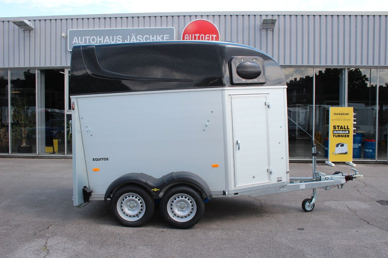 Humbaur Equitos Alu Plus 2400 Pferdeanhänger Sattelkamme - Rimorkio bagëtish: foto 2 Humbaur Equitos Alu Plus 2400 Pferdeanhänger Sattelkamme - Rimorkio bagëtish: foto 2