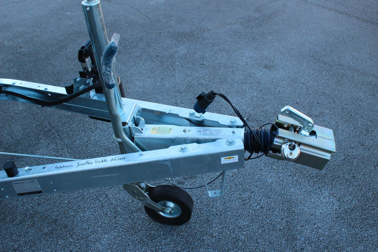 Humbaur Kipper HUK272715 Anhänger Elektropumpe - Rimorkio vetëshkarkuese: foto 5 Humbaur Kipper HUK272715 Anhänger Elektropumpe - Rimorkio vetëshkarkuese: foto 5