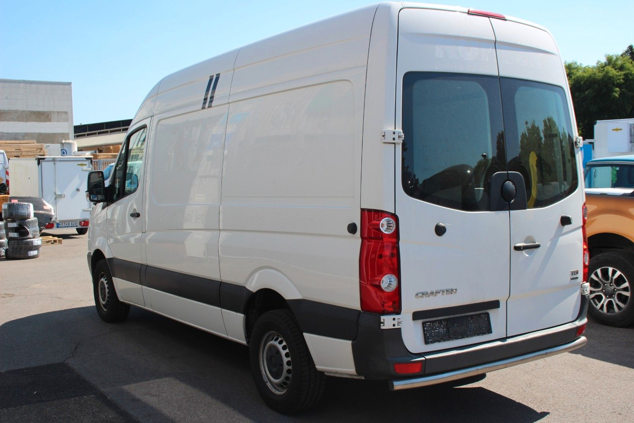Volkswagen Crafter Kasten 35 mittel L2H2 KLIMA 1.Hand - Furgon pasagjerësh: foto 3 Volkswagen Crafter Kasten 35 mittel L2H2 KLIMA 1.Hand - Furgon pasagjerësh: foto 3