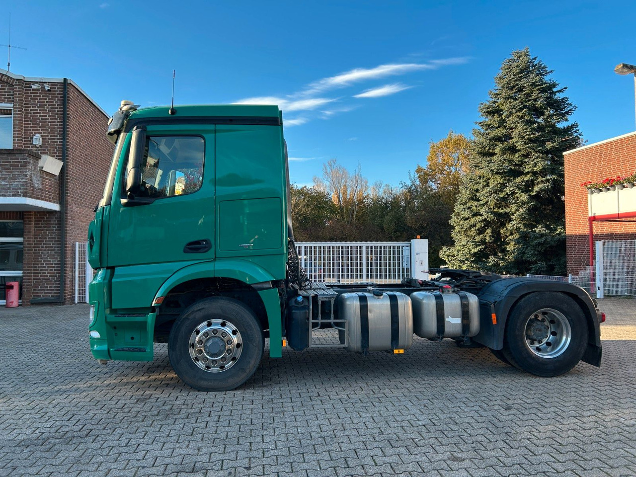 Mercedes-Benz Arocs 1845 SZM 4x4 HAD - Gjysmë-kamion: foto 3 Mercedes-Benz Arocs 1845 SZM 4x4 HAD - Gjysmë-kamion: foto 3