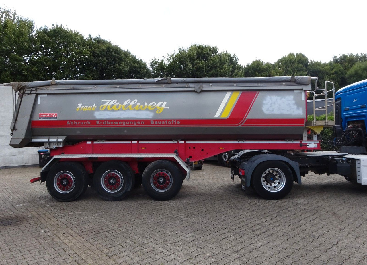 Langendorf Kippauflieger mit 3 Achsen Stahl - Gjysmë rimorkio vetëshkarkuese: foto 1 Langendorf Kippauflieger mit 3 Achsen Stahl - Gjysmë rimorkio vetëshkarkuese: foto 1