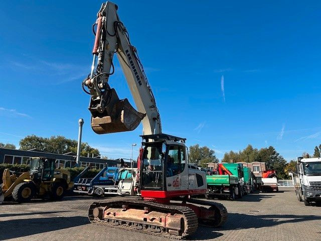 Liebherr R 916LC mit Lasersystem Kettenbagger - Ekskavator me zinxhirë: foto 3 Liebherr R 916LC mit Lasersystem Kettenbagger - Ekskavator me zinxhirë: foto 3