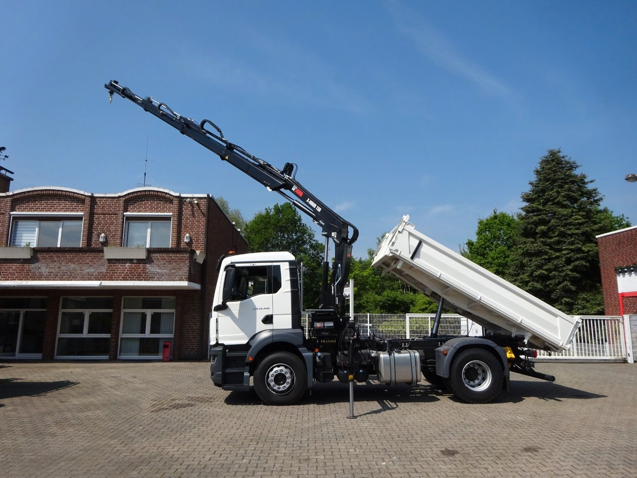 MAN 22.400 TGS + HIAB X-HIDUO 138 Kran - Kamion me vinç: foto 3 MAN 22.400 TGS + HIAB X-HIDUO 138 Kran - Kamion me vinç: foto 3