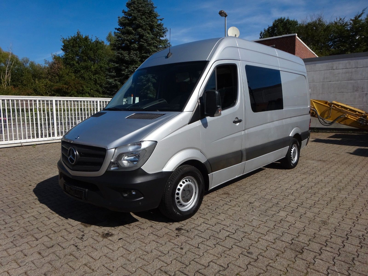 Mercedes-Benz Sprinter 316CDI Mixto 4x2 - Furgon: foto 2 Mercedes-Benz Sprinter 316CDI Mixto 4x2 - Furgon: foto 2