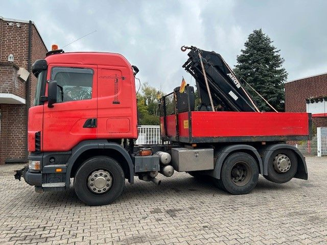 Scania 124 L 470 Pritsche + MKG HLK 201 HP 6x2 - Kamion me karroceri të hapur, Kamion me vinç: foto 1 Scania 124 L 470 Pritsche + MKG HLK 201 HP 6x2 - Kamion me karroceri të hapur, Kamion me vinç: foto 1