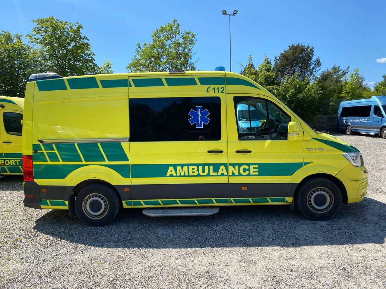 MAN TGE 4.180 Ambulance * 28 000 € netto - Ambulancë: foto 4 MAN TGE 4.180 Ambulance * 28 000 € netto - Ambulancë: foto 4
