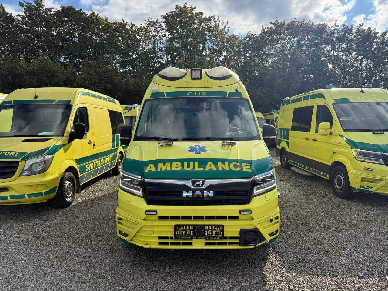 MAN TGE 4.180 Ambulance * 33 400 € netto - Ambulancë: foto 5 MAN TGE 4.180 Ambulance * 33 400 € netto - Ambulancë: foto 5