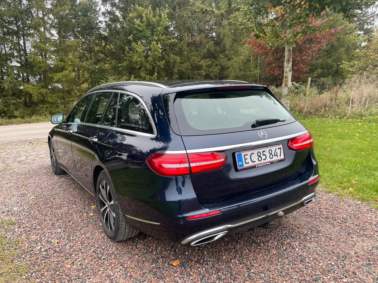 Mercedes-Benz E 220 T-Modell E 220 d *4Matic* - Makinë me portobagazh: foto 3 Mercedes-Benz E 220 T-Modell E 220 d *4Matic* - Makinë me portobagazh: foto 3