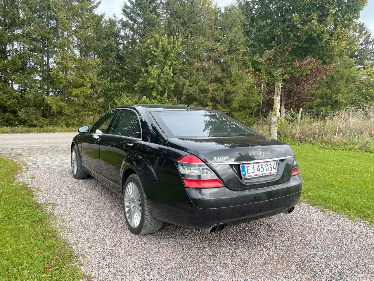 Mercedes-Benz S 600 S-Klasse Limousine - Makinë me portobagazh: foto 3 Mercedes-Benz S 600 S-Klasse Limousine - Makinë me portobagazh: foto 3