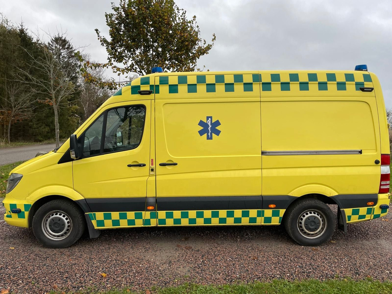 Mercedes-Benz Sprinter II Kasten 316 CDI Aut Ambulance - Ambulancë: foto 2 Mercedes-Benz Sprinter II Kasten 316 CDI Aut Ambulance - Ambulancë: foto 2