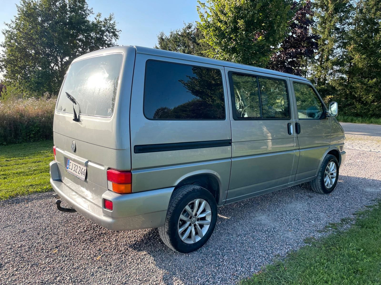 Volkswagen T4 Multivan Bus VR6 *12 000€ - Furgon pasagjerësh: foto 5 Volkswagen T4 Multivan Bus VR6 *12 000€ - Furgon pasagjerësh: foto 5