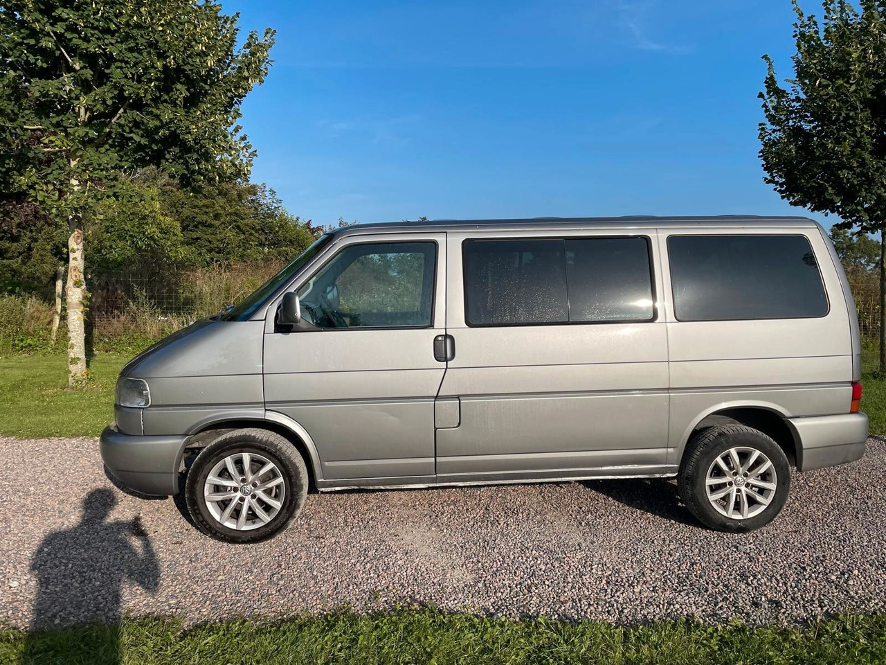 Volkswagen T4 Multivan Bus VR6 - Furgon pasagjerësh: foto 2 Volkswagen T4 Multivan Bus VR6 - Furgon pasagjerësh: foto 2