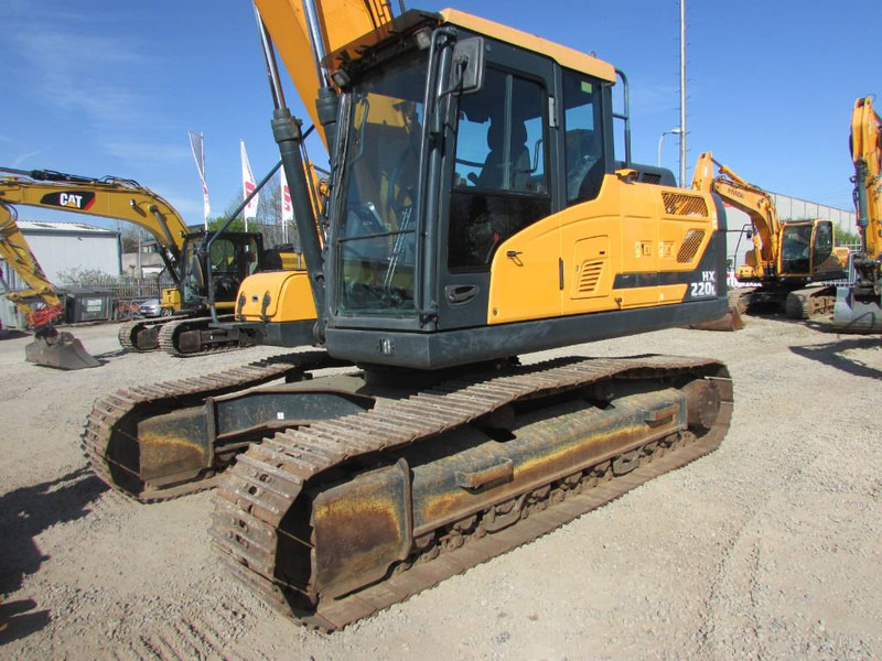 Hyundai HX 220 L Kettenbagger / 68.000 EUR / AC - Ekskavator me zinxhirë: foto 2 Hyundai HX 220 L Kettenbagger / 68.000 EUR / AC - Ekskavator me zinxhirë: foto 2