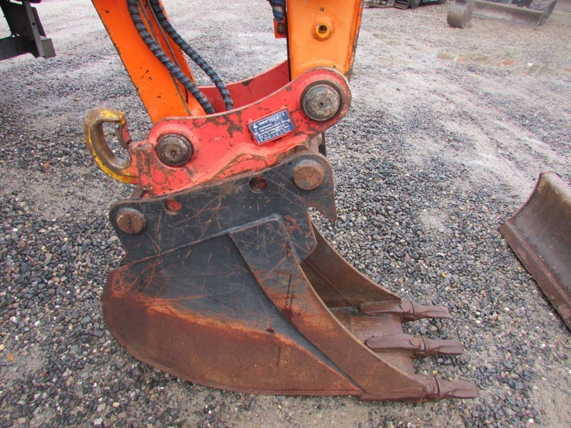 Komatsu PC 80 MR-3 Kettenbagger 30.000 EUR / AC - Miniekskavator: foto 3 Komatsu PC 80 MR-3 Kettenbagger 30.000 EUR / AC - Miniekskavator: foto 3