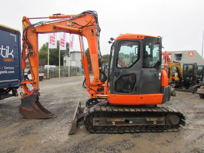 Komatsu PC 80 MR-3 Kettenbagger 30.000 EUR / AC - Miniekskavator: foto 1 Komatsu PC 80 MR-3 Kettenbagger 30.000 EUR / AC - Miniekskavator: foto 1