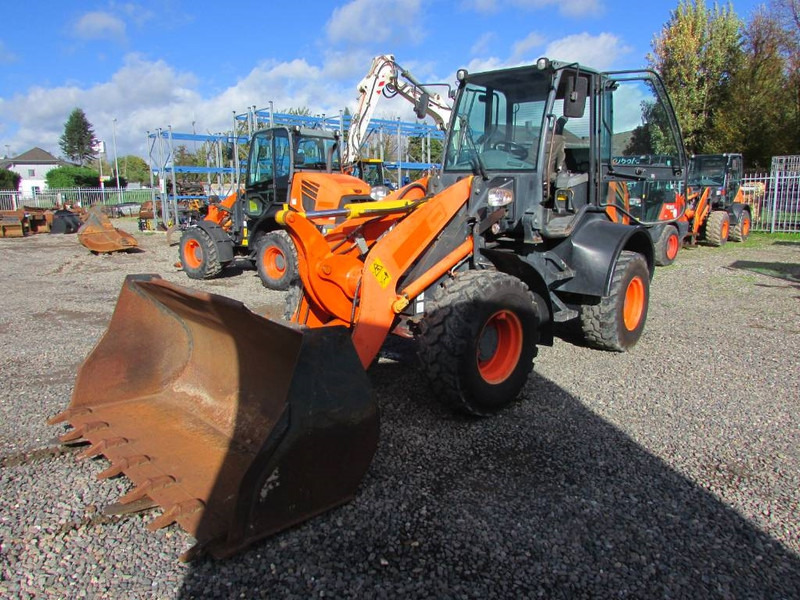 Komatsu WA 100 M-7 Radlader 29.000 EUR - Fadrom me goma: foto 2 Komatsu WA 100 M-7 Radlader 29.000 EUR - Fadrom me goma: foto 2