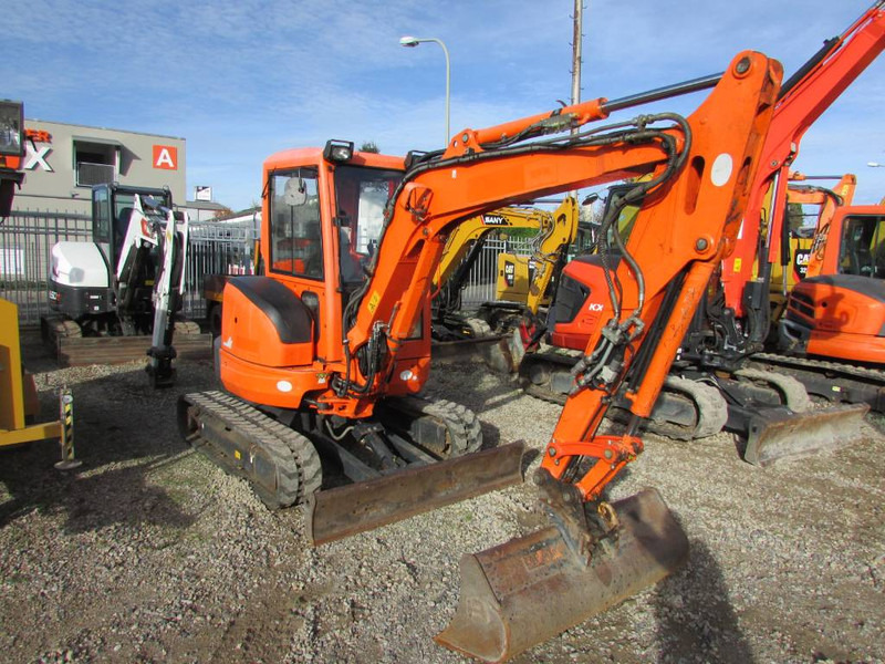 Kubota U 35-3 alpha 3 Minibagger 22.000 EUR - Miniekskavator: foto 1 Kubota U 35-3 alpha 3 Minibagger 22.000 EUR - Miniekskavator: foto 1
