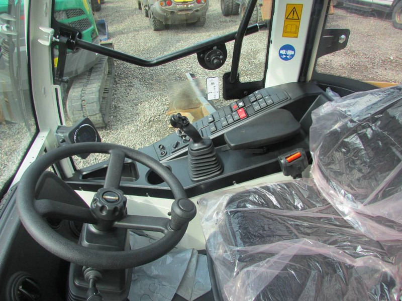 Lizingu i Liebherr L 506 C Compact 47.000 EUR netto Radlader 506C Liebherr L 506 C Compact 47.000 EUR netto Radlader 506C: foto 12