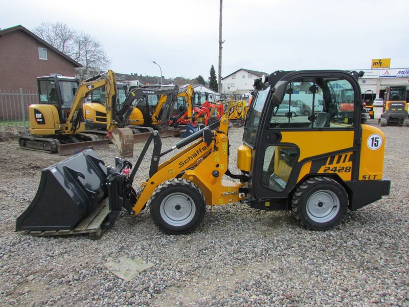 Schäffer 2428 SLT Schmalspur Radlader 32.500 Schaeffer - Mini fadrom me zinxhir: foto 5 Schäffer 2428 SLT Schmalspur Radlader 32.500 Schaeffer - Mini fadrom me zinxhir: foto 5