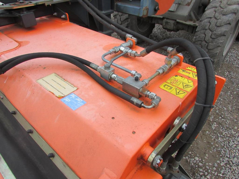 Tuchel Profi 600-230 Kehrbesen / 6.500 EUR - Fshesë për Makineri ndërtimi: foto 5 Tuchel Profi 600-230 Kehrbesen / 6.500 EUR - Fshesë për Makineri ndërtimi: foto 5