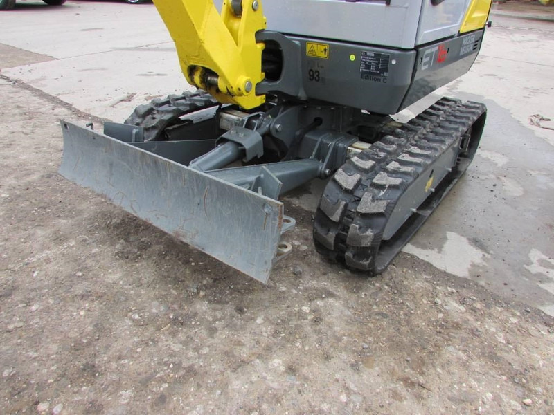 WACKER NEUSON ET 16 Minibagger 22.500 EUR hydr. Schnellwechsler - Miniekskavator: foto 2 WACKER NEUSON ET 16 Minibagger 22.500 EUR hydr. Schnellwechsler - Miniekskavator: foto 2