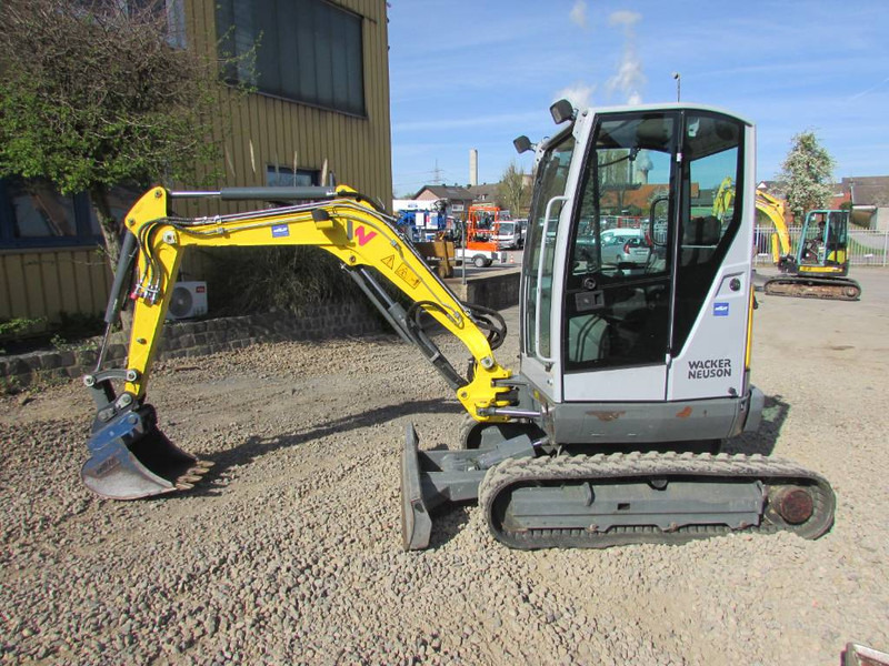 WACKER NEUSON EZ 26 Minibagger 27.000 EUR - Miniekskavator: foto 1 WACKER NEUSON EZ 26 Minibagger 27.000 EUR - Miniekskavator: foto 1