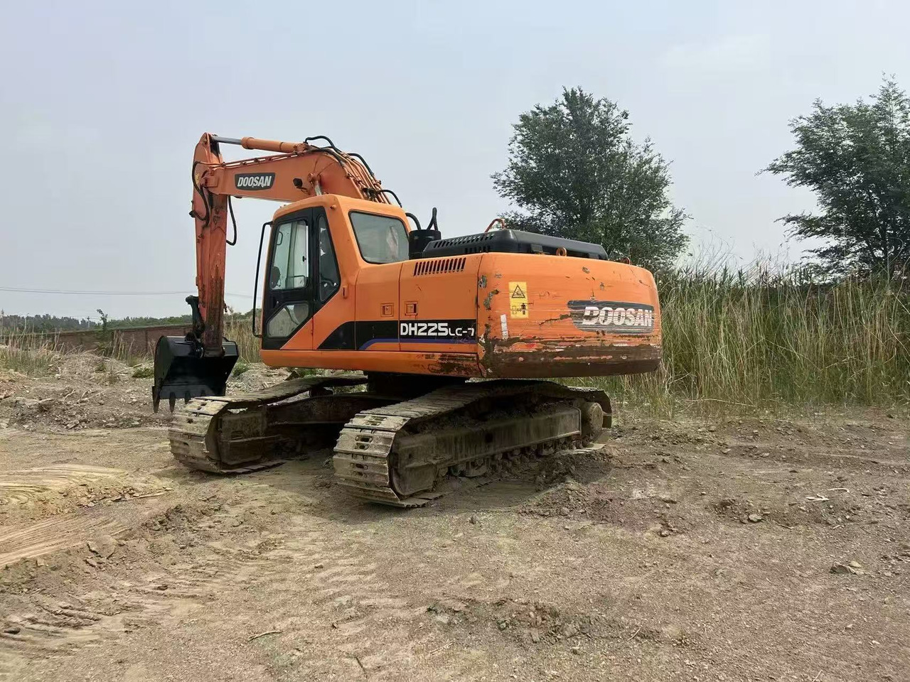 DOOSAN DH225LC-7 - Ekskavator me zinxhirë: foto 3 DOOSAN DH225LC-7 - Ekskavator me zinxhirë: foto 3