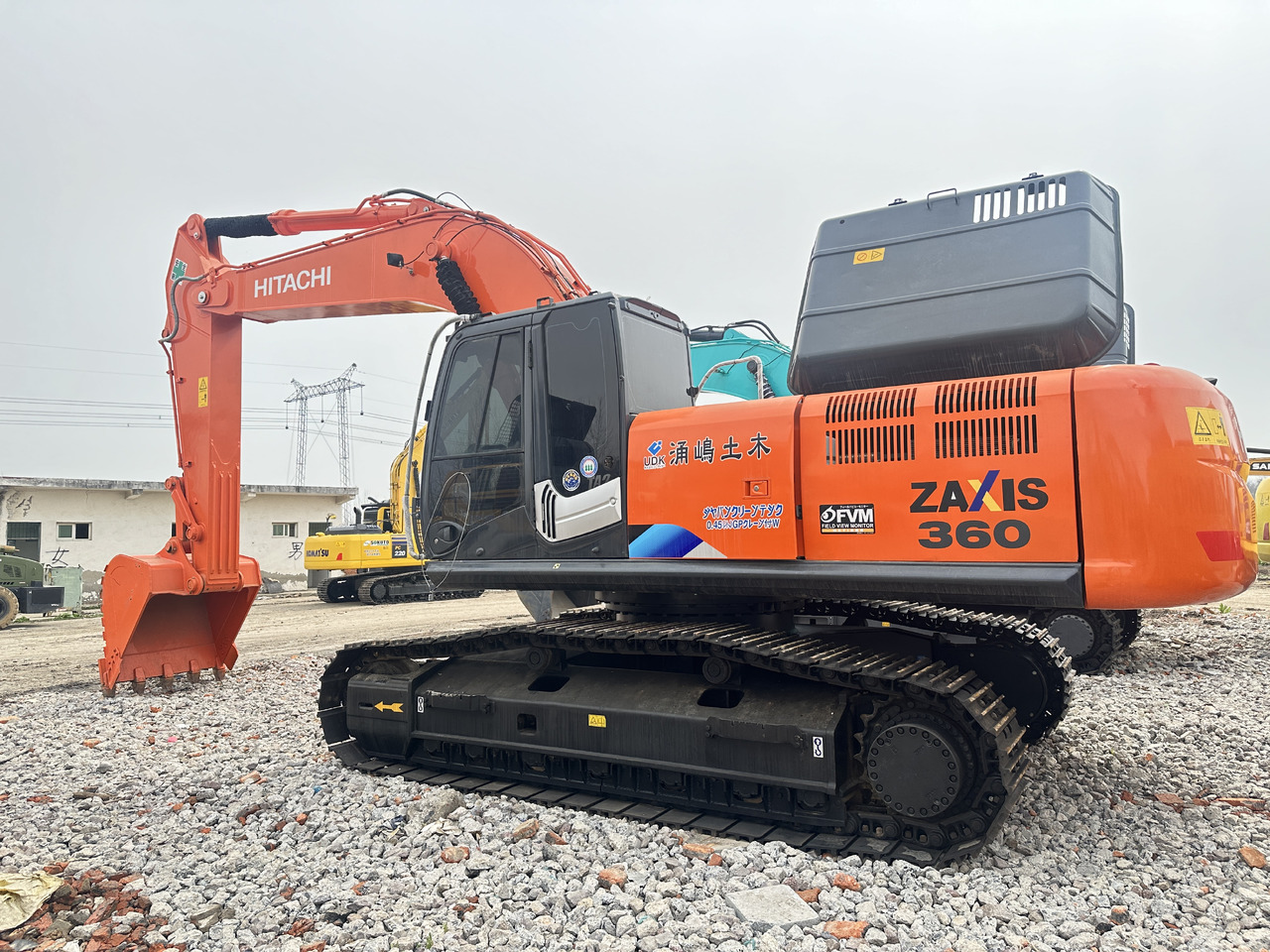 HITACHI ZX360 - Ekskavator me zinxhirë: foto 1 HITACHI ZX360 - Ekskavator me zinxhirë: foto 1
