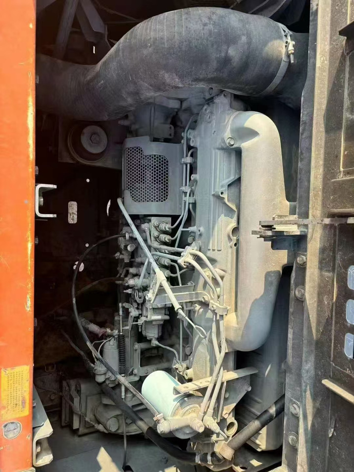 HITACHI ZX470-5G - Ekskavator me zinxhirë: foto 5 HITACHI ZX470-5G - Ekskavator me zinxhirë: foto 5
