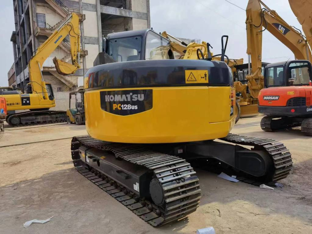 KOMATSU PC 128US - Miniekskavator: foto 3 KOMATSU PC 128US - Miniekskavator: foto 3