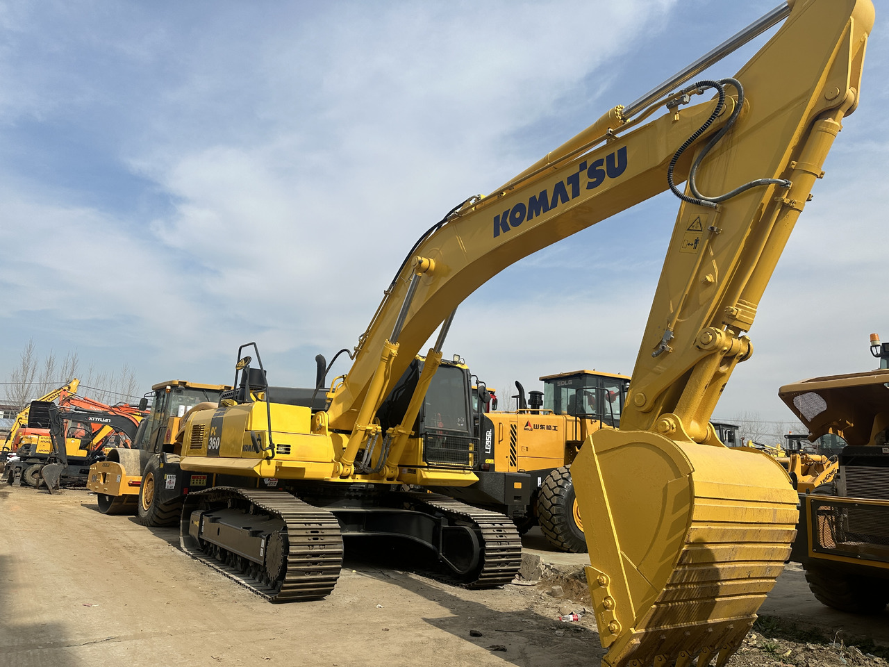 KOMATSU PC360 - Ekskavator me zinxhirë: foto 5 KOMATSU PC360 - Ekskavator me zinxhirë: foto 5