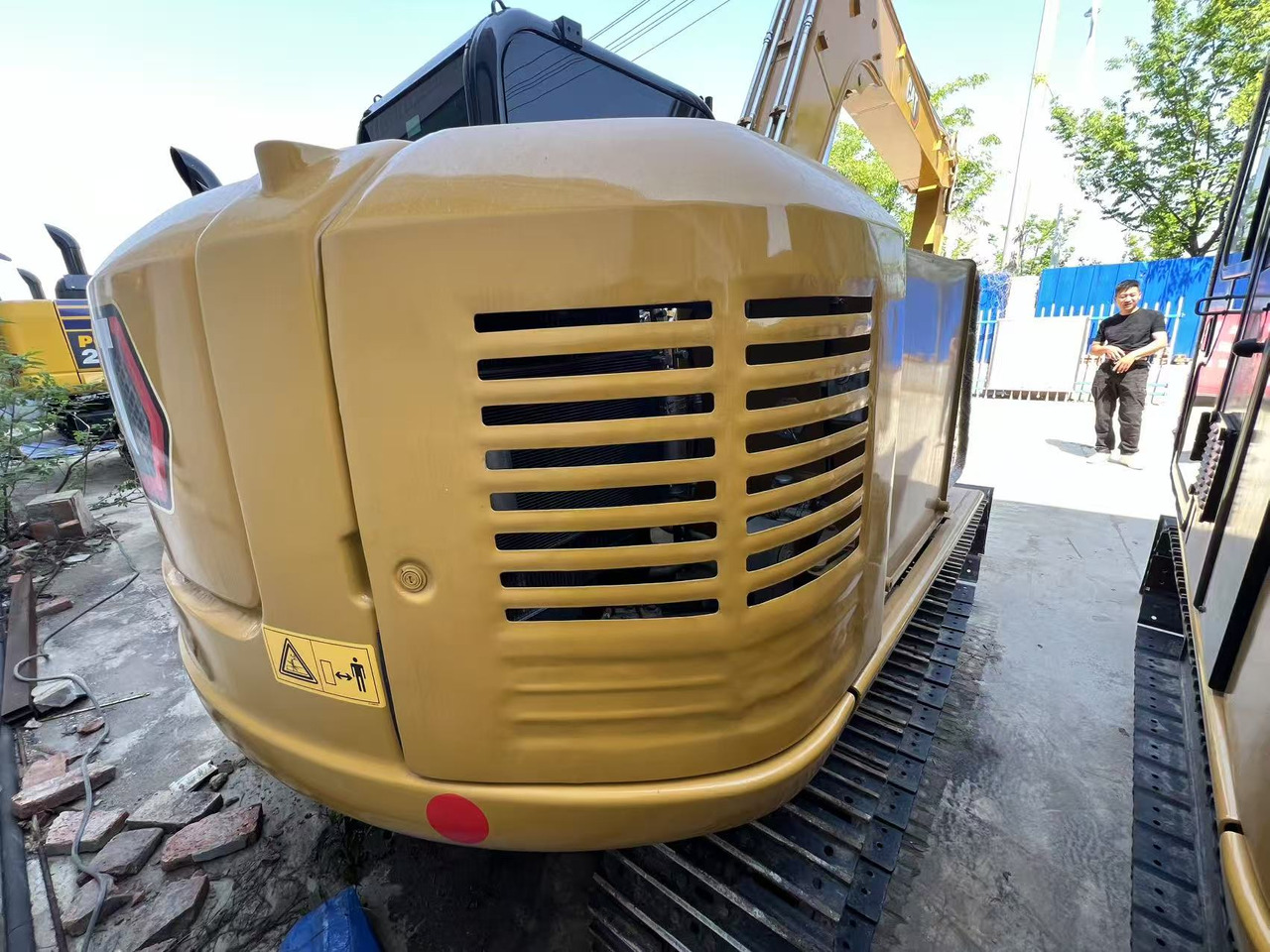 Mini excavator CAT 307 - Ekskavator me zinxhirë: foto 3 Mini excavator CAT 307 - Ekskavator me zinxhirë: foto 3