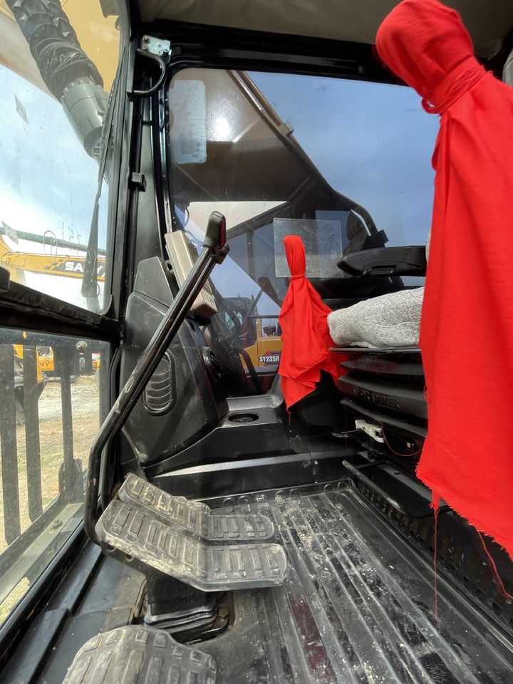 Ekskavator me zinxhirë SANY SY215C: foto 9