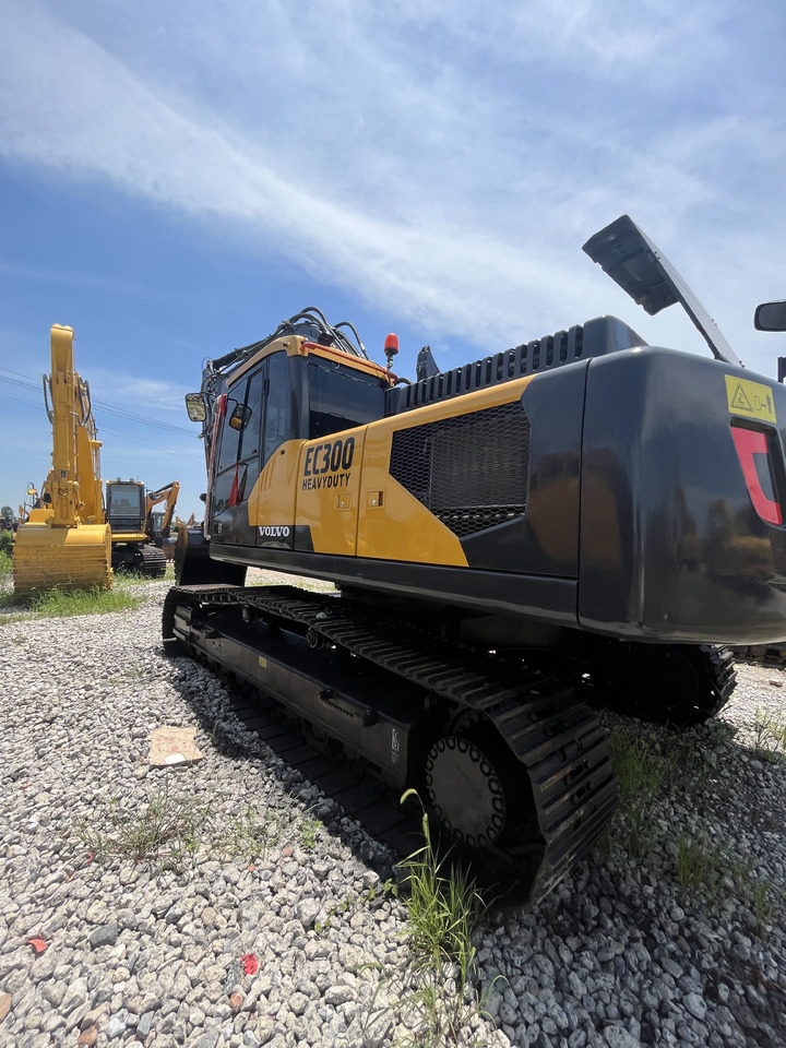 Volvo EC300DL - Ekskavator me zinxhirë: foto 5 Volvo EC300DL - Ekskavator me zinxhirë: foto 5