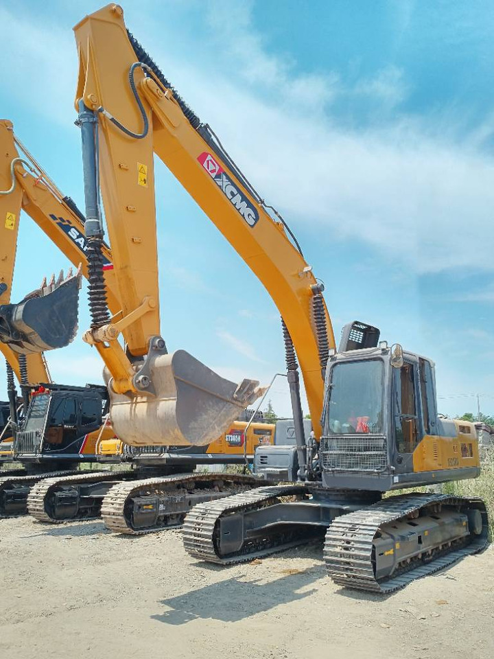 XCMG XE215DA - Ekskavator me zinxhirë: foto 2 XCMG XE215DA - Ekskavator me zinxhirë: foto 2