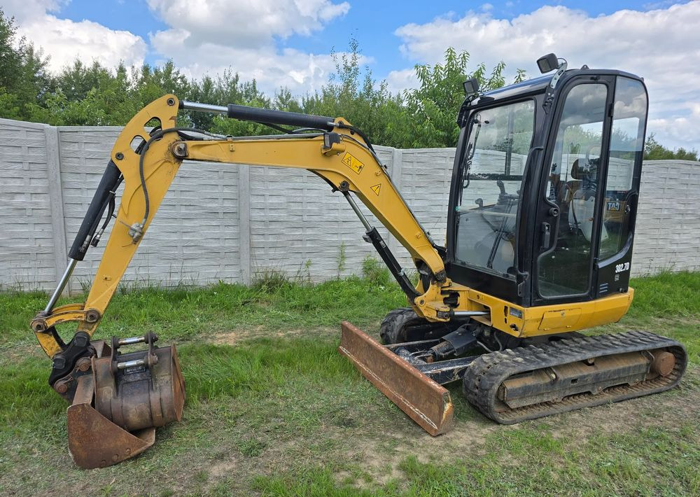 Caterpillar - Miniekskavator: foto 2 Caterpillar - Miniekskavator: foto 2