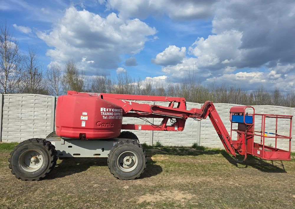 Genie - Krah me çernjerë: foto 2 Genie - Krah me çernjerë: foto 2