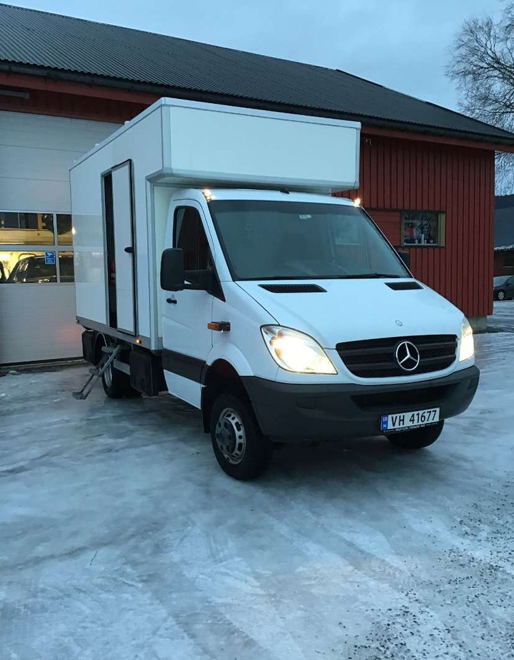 2012 Mercedes-Benz Sprinter EU-GODKJENT SVÆRT LAV KM! - Kamion vagonetë: foto 2 2012 Mercedes-Benz Sprinter EU-GODKJENT SVÆRT LAV KM! - Kamion vagonetë: foto 2