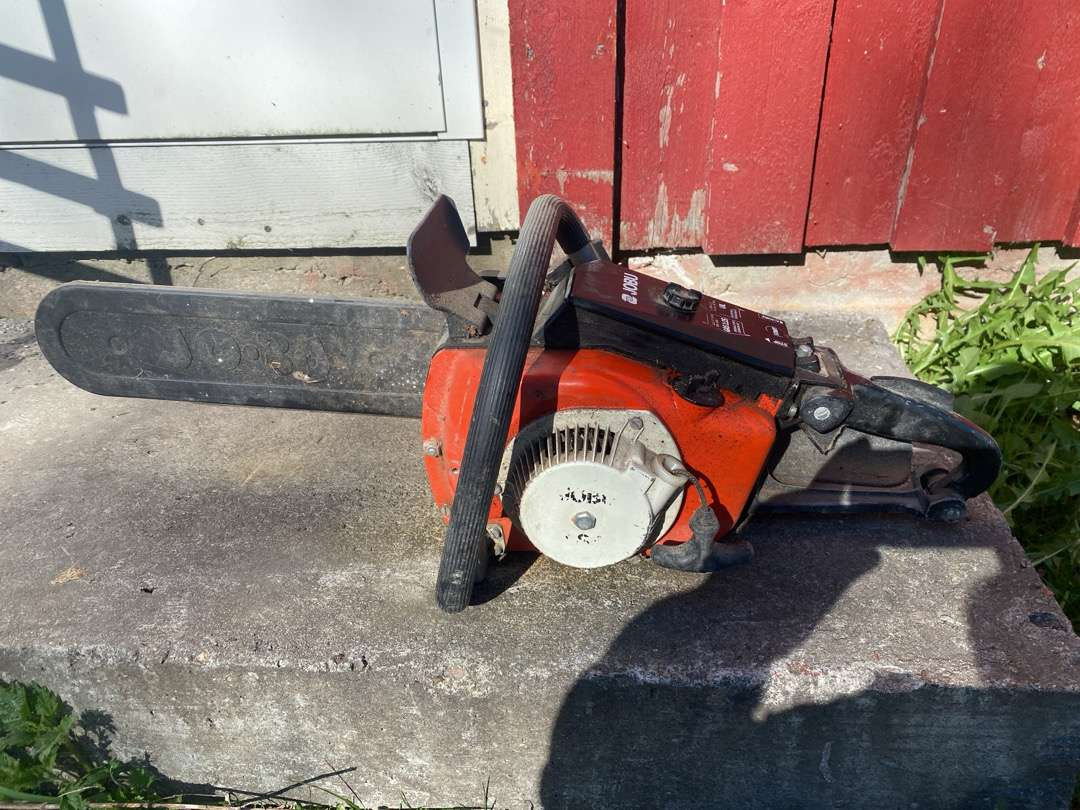 Jobu motorsag - Pajisje ndërtimi: foto 1 Jobu motorsag - Pajisje ndërtimi: foto 1