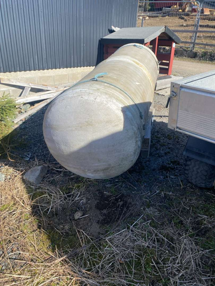 Parafin tank - Vegla/ Pajisja: foto 4 Parafin tank - Vegla/ Pajisja: foto 4